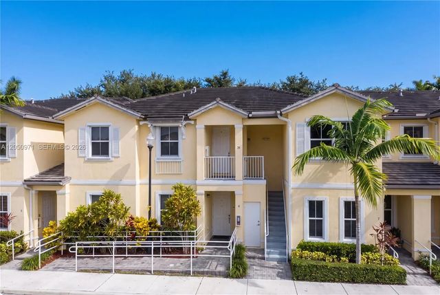 2 of 33 - 112 Se 28th Terrace #26, Homestead, FL