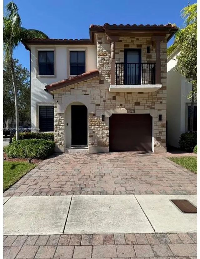 3 of 56 - 7022 Nw 102nd Place, Doral, FL