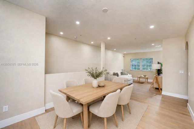 2 of 27 - 5600 Nw 114th Place #209, Doral, FL