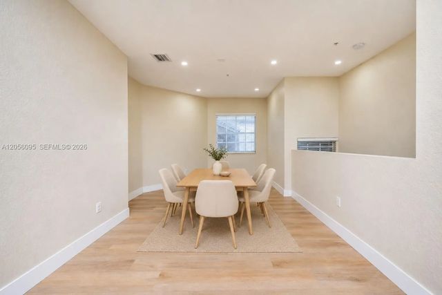 4 of 27 - 5600 Nw 114th Place #209, Doral, FL