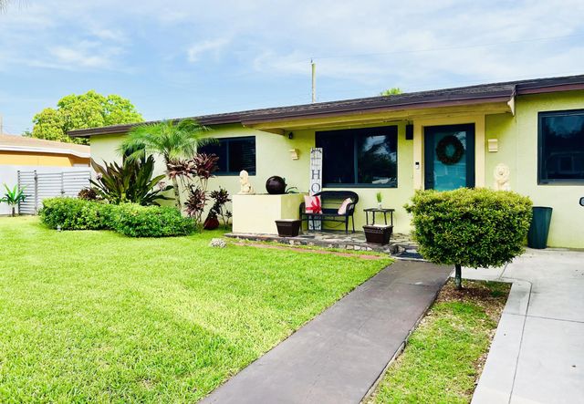 2 of 13 - 3020 Nw 173rd Terrace, Miami Gardens, FL