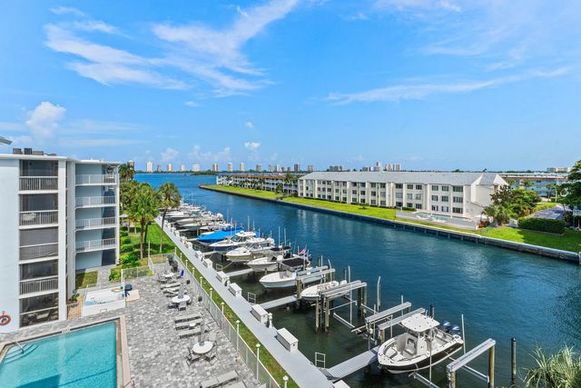 3 of 27 - 108 Paradise Harbour Boulevard #502, North Palm Beach, FL