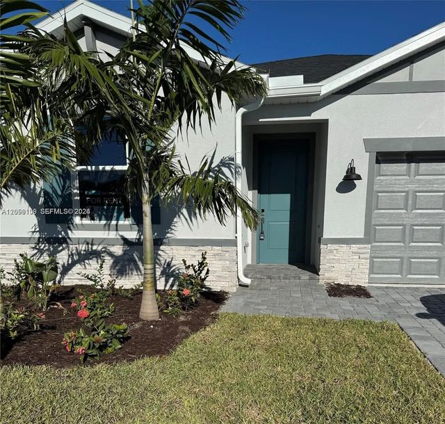 2 of 20 - 9008 Dahlia Circle, Port St. Lucie, FL