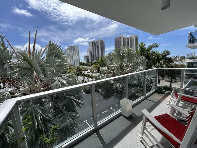 3 of 19 - 3333 Ne 34th Street #414, Fort Lauderdale, FL