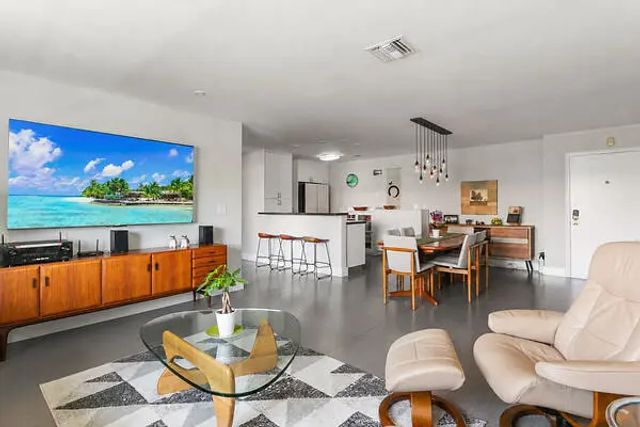9 Ne 19th Court #c216, Wilton Manors