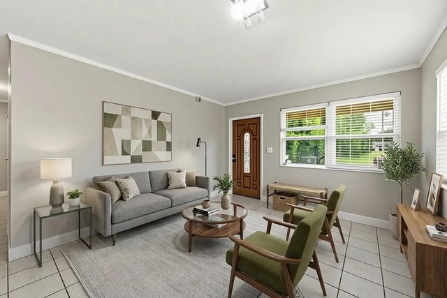 3 of 39 - 939 Charles Street, West Palm Beach, FL