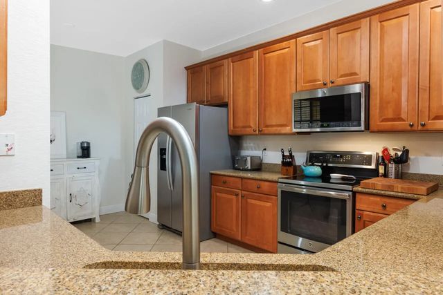 4 of 47 - 1560 Se Sheffield Terrace #102, Stuart, FL