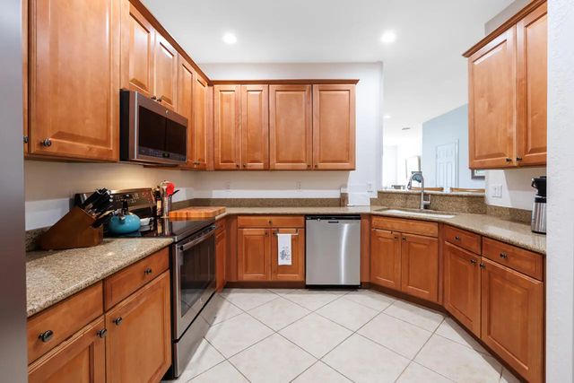5 of 47 - 1560 Se Sheffield Terrace #102, Stuart, FL