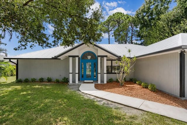 2 of 32 - 2832 Sw Giralda, Port St. Lucie, FL