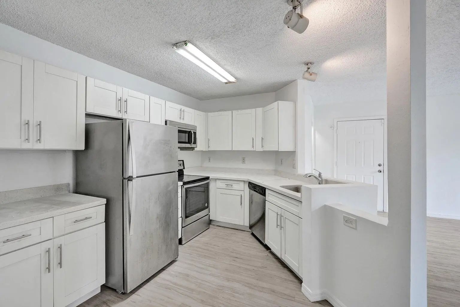 4015 W Mcnab Road #d204, Pompano Beach