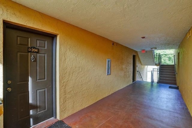 5 of 46 - 4015 W Mcnab Road #d204, Pompano Beach, FL