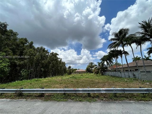 3 of 5 - 148 Sw 32 Lane, Miami, FL