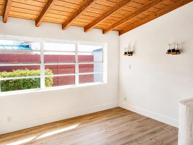 3 of 29 - 819 Ne 2nd Court, Hallandale Beach, FL