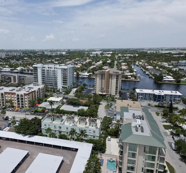 5 of 48 - 430 Sunset Drive, Pompano Beach, FL