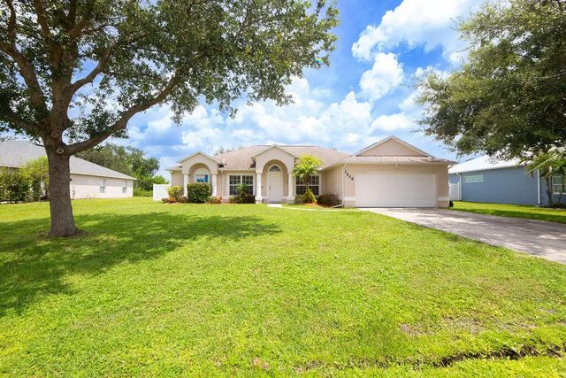 3 of 38 - 2606 Serenity Circle N, Fort Pierce, FL