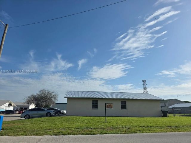 4 of 7 - 00 W Alveredez Avenue, Clewiston, FL