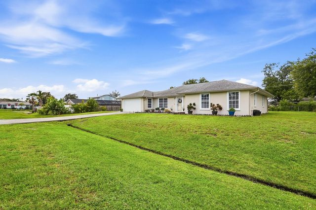 4 of 50 - 482 Se Galleon Lane, Port St. Lucie, FL