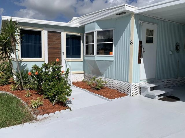 4 of 26 - 8 Brisa Lane, Port St. Lucie, FL