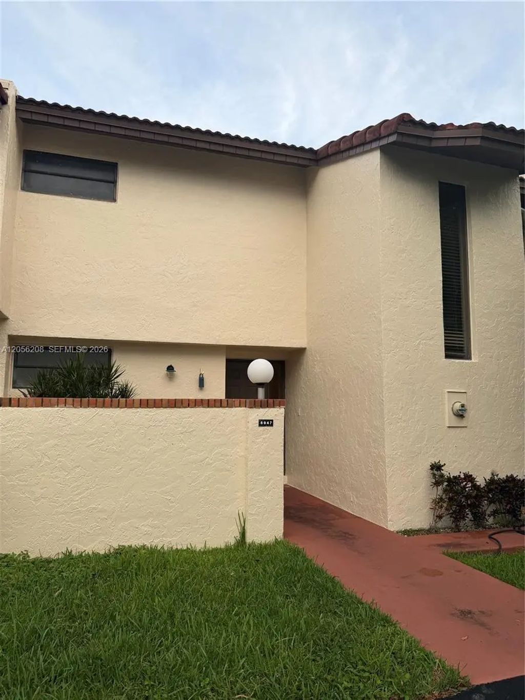 8947 Sw 149th Place, Miami