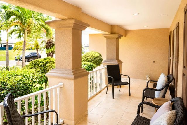 5 of 30 - 1206 Ne 5th Avenue, Cape Coral, FL
