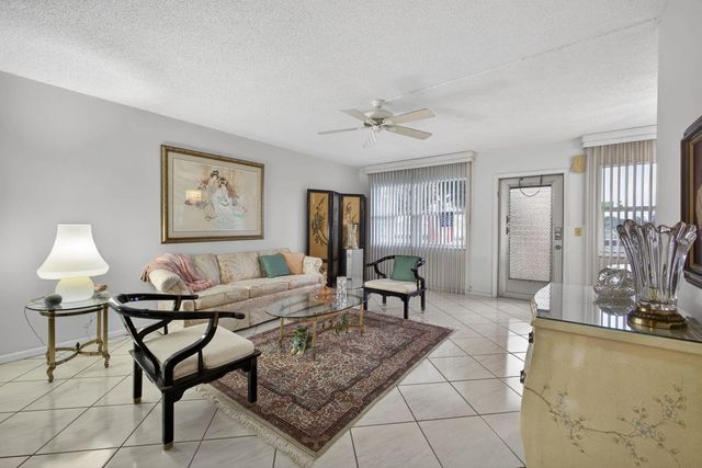 3 of 39 - 330 Wellington G, West Palm Beach, FL