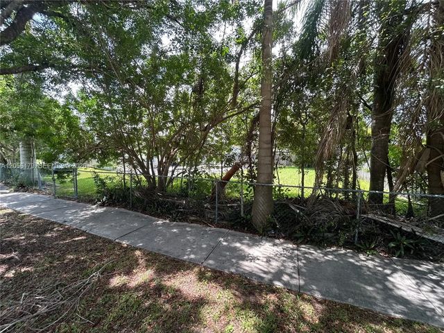 3 of 4 - N/A, Cutler Bay, FL