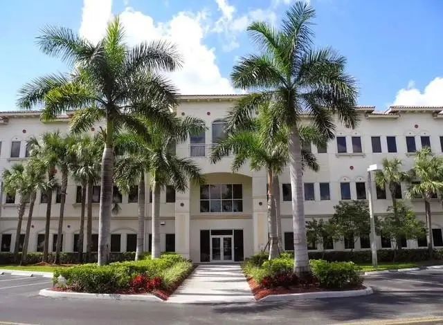 2893 Executive Park Drive #106, Weston