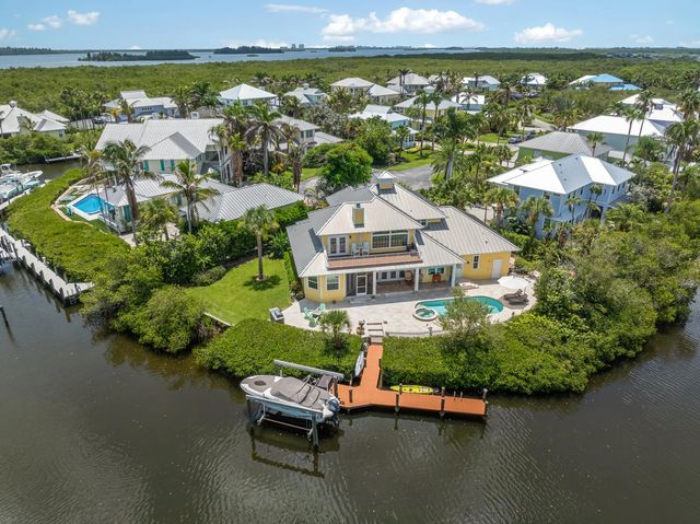 2 of 61 - 2165 6th Court Se, Vero Beach, FL