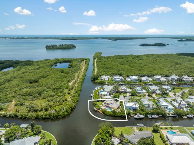 4 of 61 - 2165 6th Court Se, Vero Beach, FL