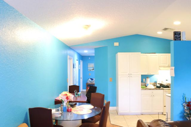 3 of 11 - 2122 E Ridge Circle E, Boynton Beach, FL