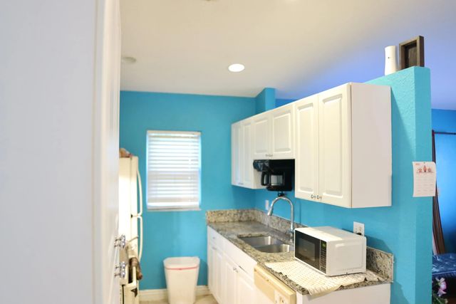 5 of 11 - 2122 E Ridge Circle E, Boynton Beach, FL