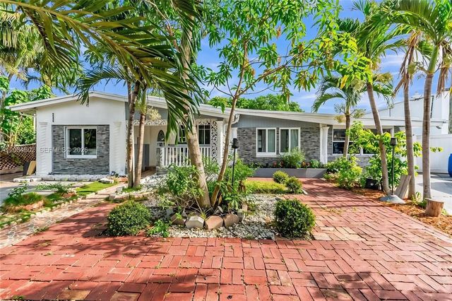 2 of 28 - 295 Nw 122nd Street, North Miami, FL
