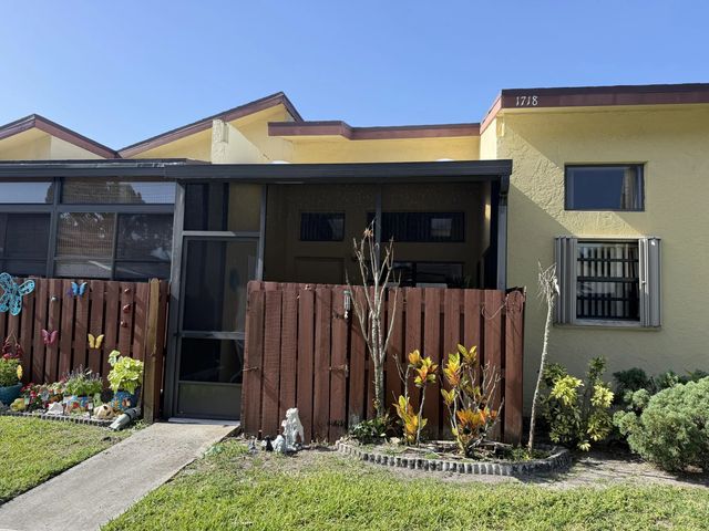 1718 W Sanderling Lane, Fort Pierce