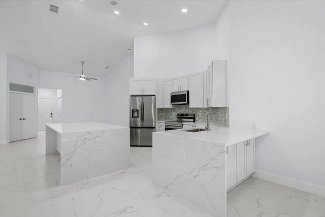 5 of 67 - 4521 Carlton Golf Drive, Lake Worth, FL