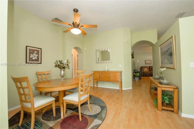 5 of 30 - 460 Se 24th Drive, Homestead, FL