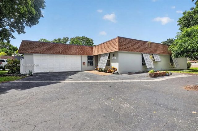 2 of 47 - 18808 W Lake Drive, Hialeah, FL
