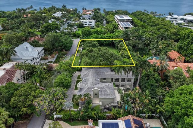 4 of 4 - 3400 S Moorings Way, Miami, FL