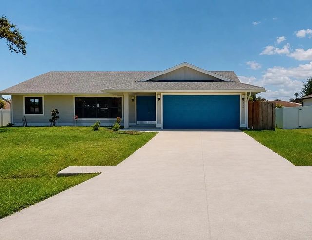 974 Se Belfast Avenue, Port St. Lucie