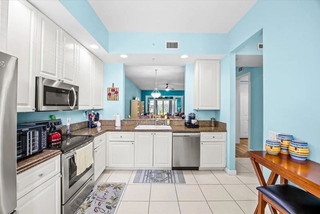 5 of 31 - 36 Harbour Isle Drive W #104, Fort Pierce, FL