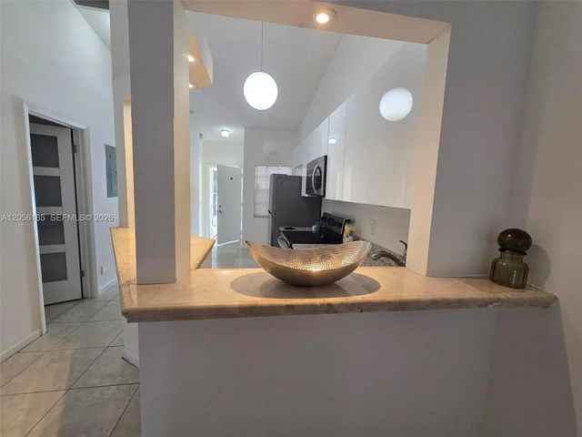 5 of 17 - 3686 Nw 83rd Lane, Sunrise, FL