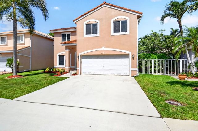 3 of 65 - 6233 Willoughby Circle, Lake Worth, FL