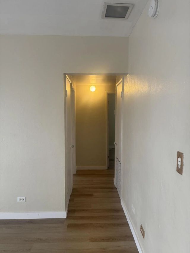 4 of 36 - 2360 Nw 98th Street, Miami, FL