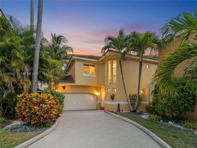 11407 Lakeview Drive, Coral Springs