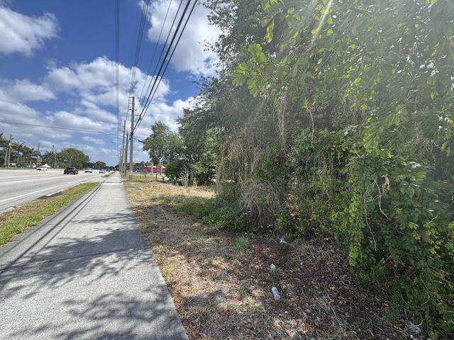 5 of 16 - 3358 S Jog Road, Greenacres, FL