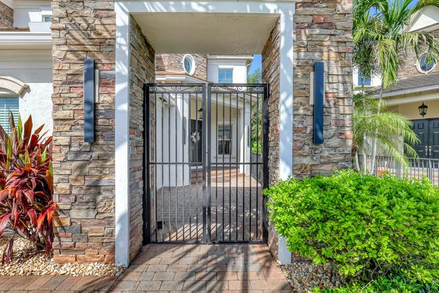 4 of 70 - 8541 Butler Greenwood Drive, Royal Palm Beach, FL