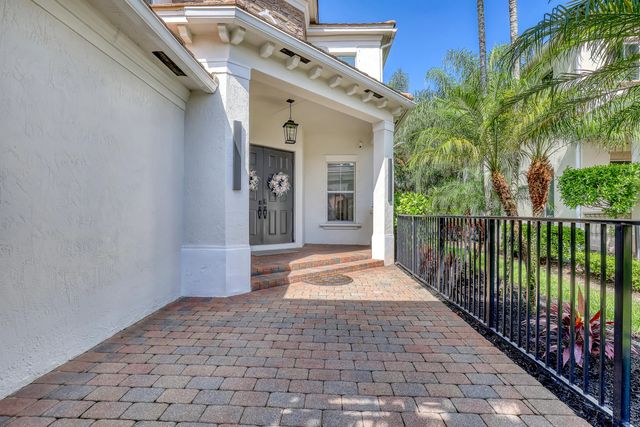 5 of 70 - 8541 Butler Greenwood Drive, Royal Palm Beach, FL