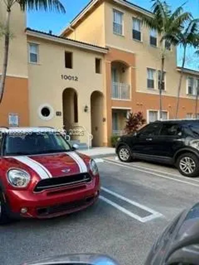 2 of 4 - 10012 Nw 7th Street #216, Miami, FL