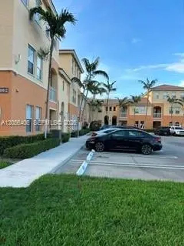 4 of 4 - 10012 Nw 7th Street #216, Miami, FL