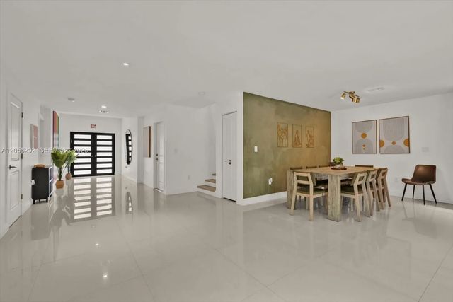 5 of 22 - 808 Sw 29th Street, Fort Lauderdale, FL