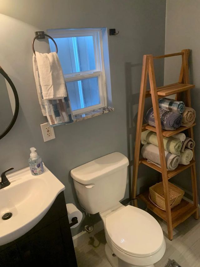 4 of 12 - 4878 Ne 15th Avenue, Pompano Beach, FL